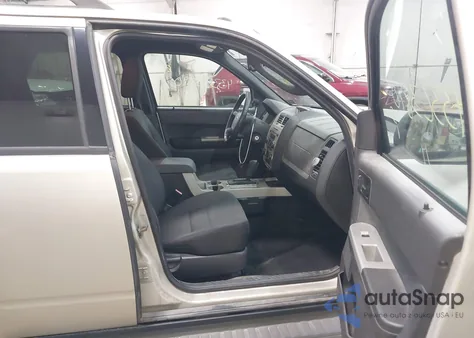 2011 Ford Escape Xlt from USA, damaged, VIN 1FMCU9DG3BKB21668